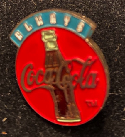 48140-1 € 2,50 coca cola pin alwyas.jpeg
